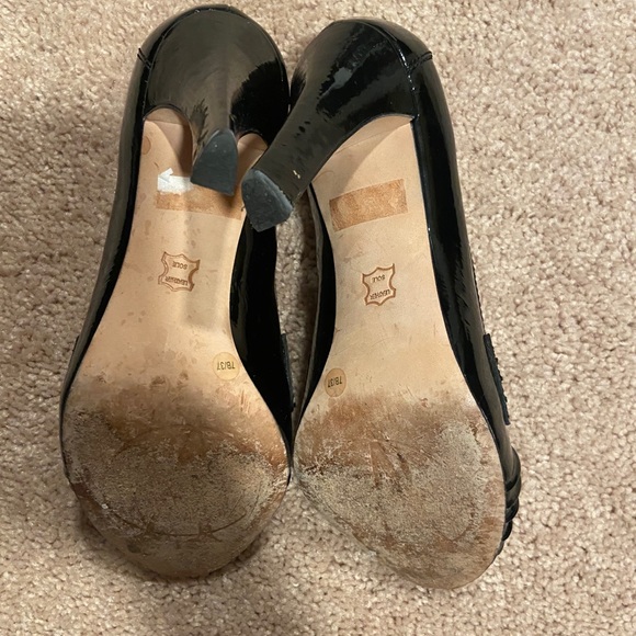 Vince Camuto Mule Pumps - Picture 3 of 3